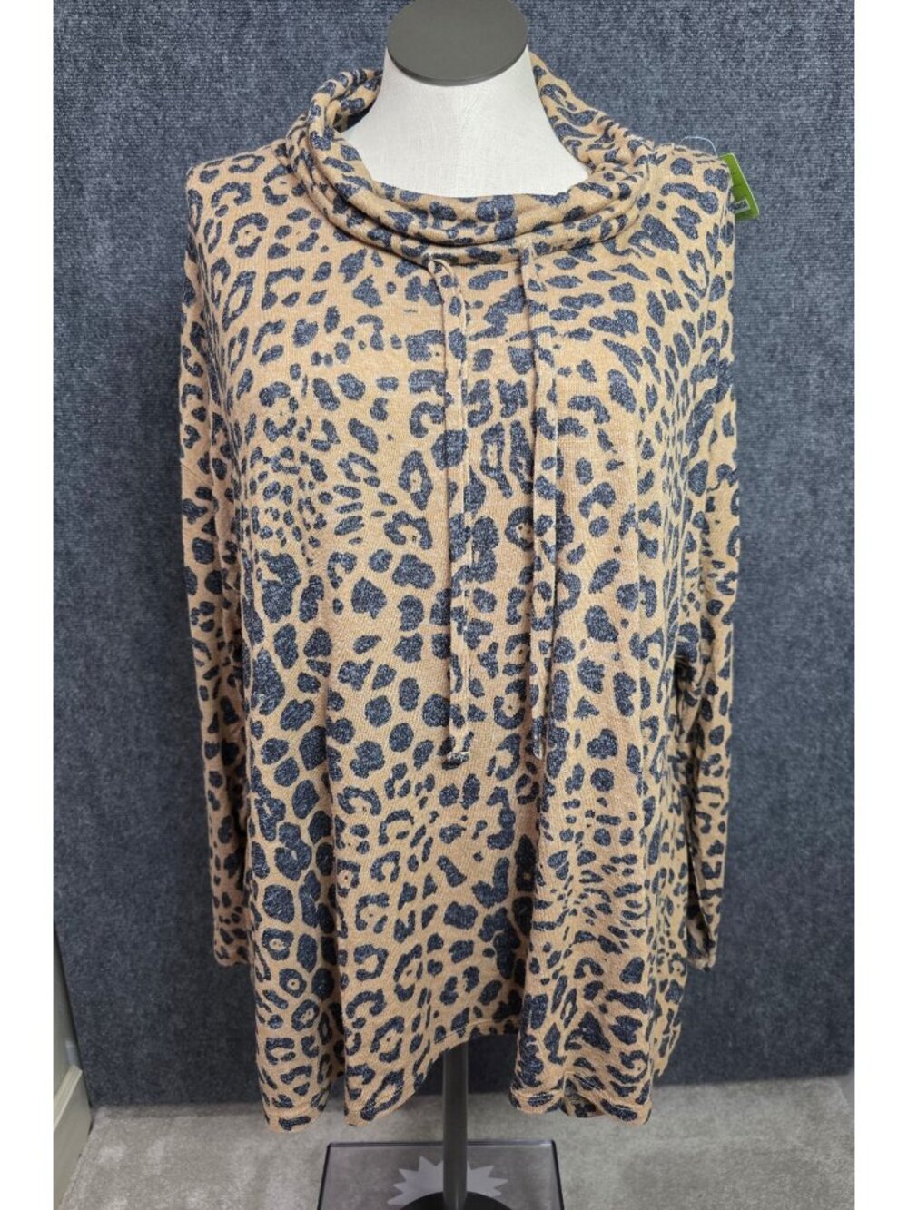 Lane Bryant Womens Cowl Neck Leopard Print Long Sleeve Tunic Top Size 22/24